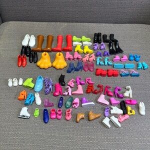 Barbie Colorful Doll Toy Shoe Set Bundle Lot Pairs and Mismatched